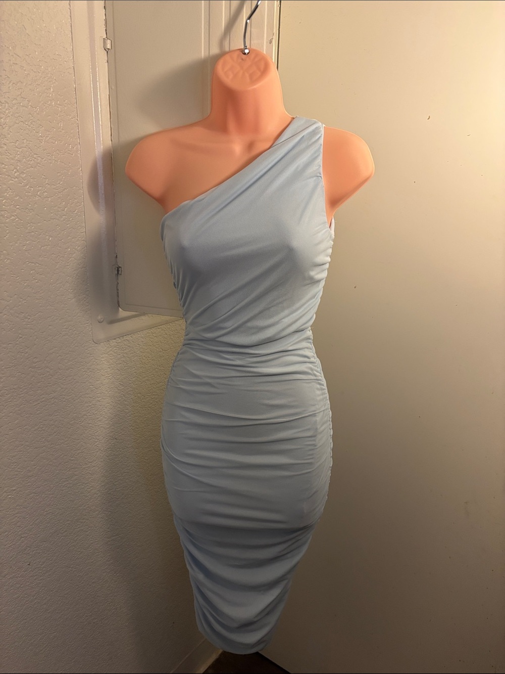 One-Shoulder Light Blue Ruched Bodycon Dress